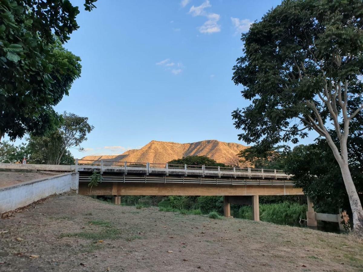 Pousada Do Rio Corrente Alvorada do Norte Exterior foto